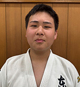 山本　汐音